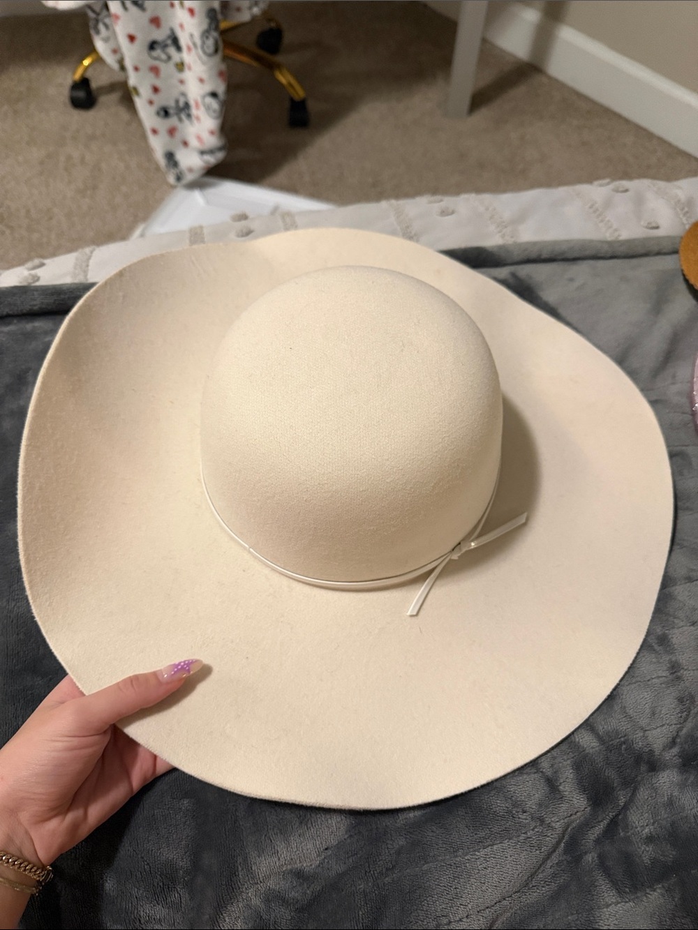a new day Cream Wide-Brim Felt Hat with Slim Band